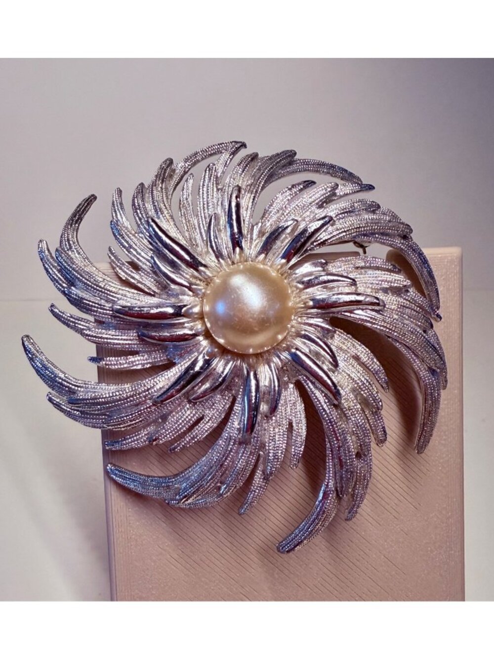 Vintage Sarah Coventry 3" Starburst Brooch Faux Pearl Silver Tone Statement